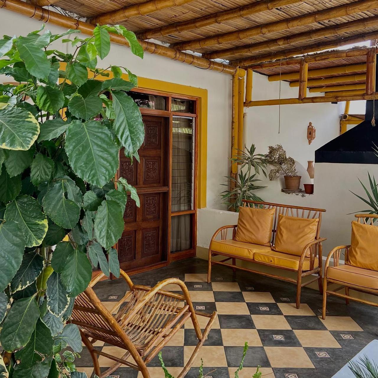Hosteria Suiza Ica Exterior foto
